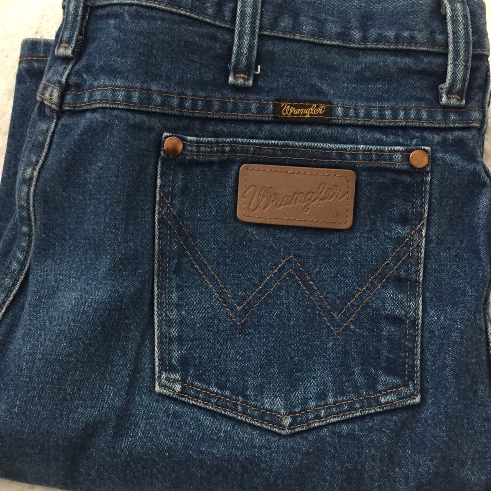 WRANGLER INDIGO COWBOY JEANS 35/32